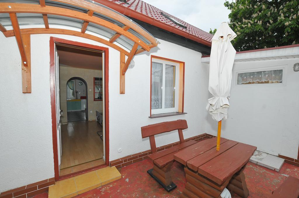 Osrodek Wczasowy Domino Bis Apartment Dzwirzyno